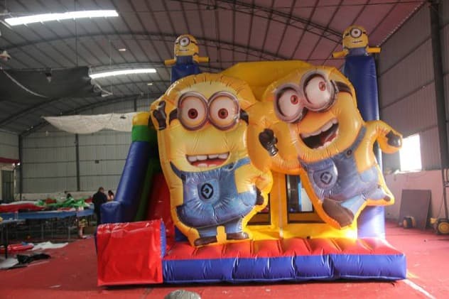 commercial inflatable minions bounce house