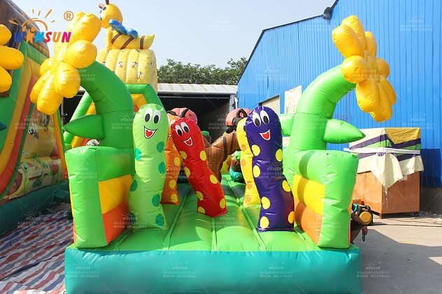 inflatable obstacle course with ustructure wsp 357 5